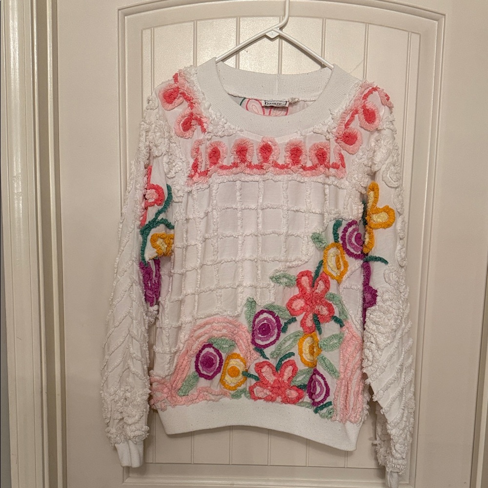 1970s Floral Embroidered Sweater